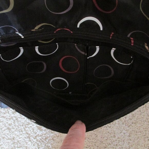 NEW! Kenneth Cole Reaction Black Nylon Handbag/Tote/Purse - Picture 4 of 8